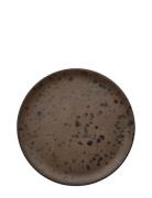 Aida Raw Nordic Brown - Dess. Plate Brown Spotted 1 Pcs 20 Cm. Brun