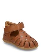 ANGULUS Sandals - Flat - Closed Toe Brun