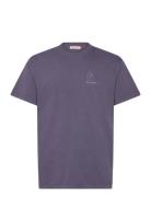 Revolution Printed T-Shirt Lila
