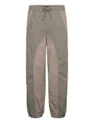 HAN Kjøbenhavn Relaxed Panelled Track Trousers Beige