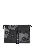 Marimekko Sleeve 13" Unikko Svart